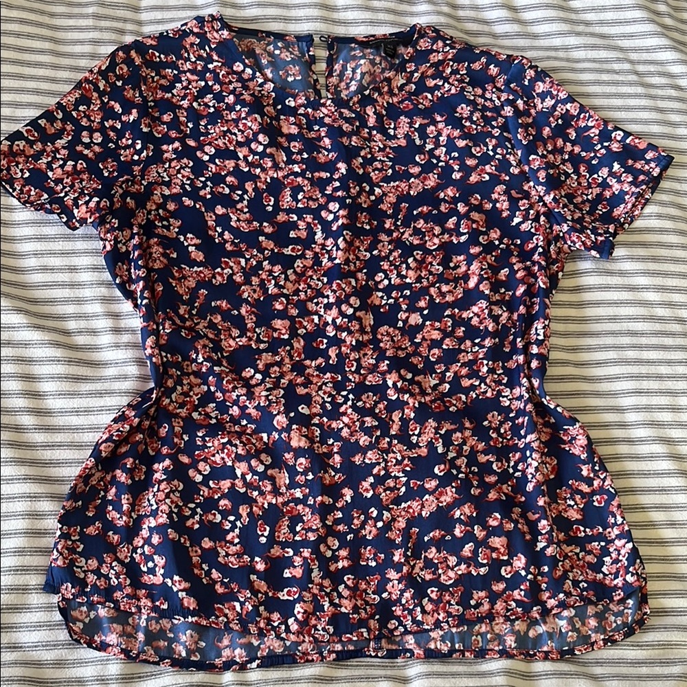 Banana Republic lightweight Navy and Pink Floral Blouse